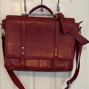 Red Ecosusi Vegan Messenger Bag EUC